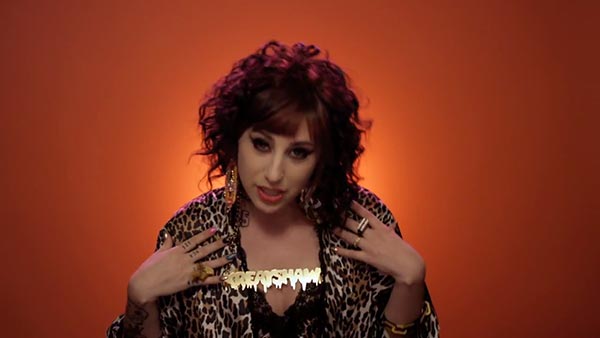 Kreayshawn f/ 2 Chainz "Breakfast [Syrup]"