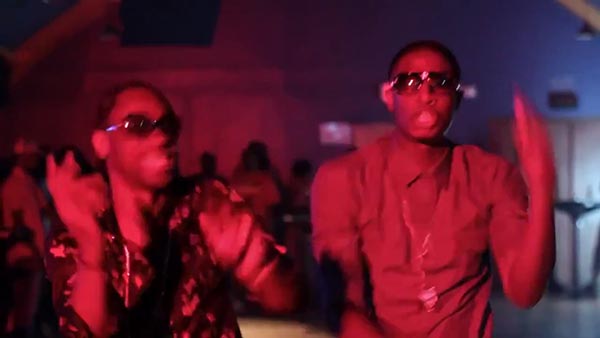 Anarchie f/ Bounty Killer - 