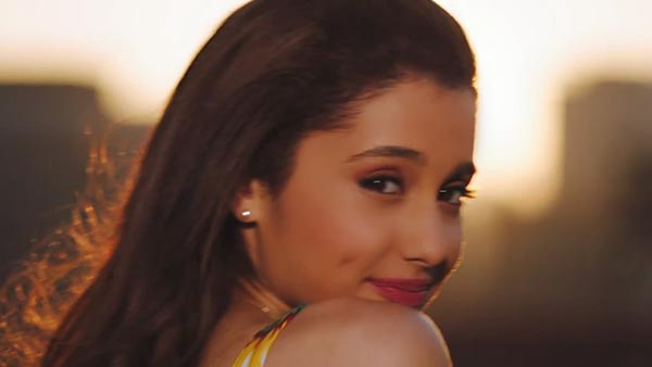 Ariana Grande - 