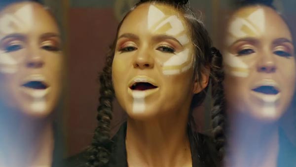 Bomba Estereo f/ Will Smith - 