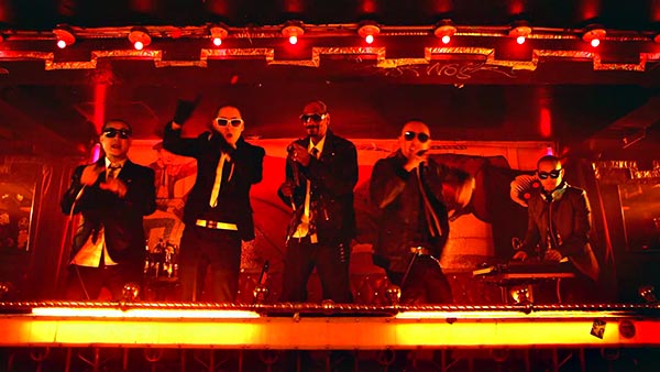 Far East Movement f/ Snoop Dogg - 