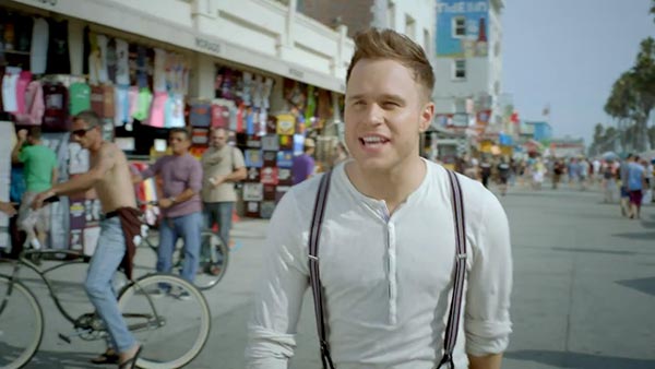 Olly Murs f/ Chiddy Bang -  