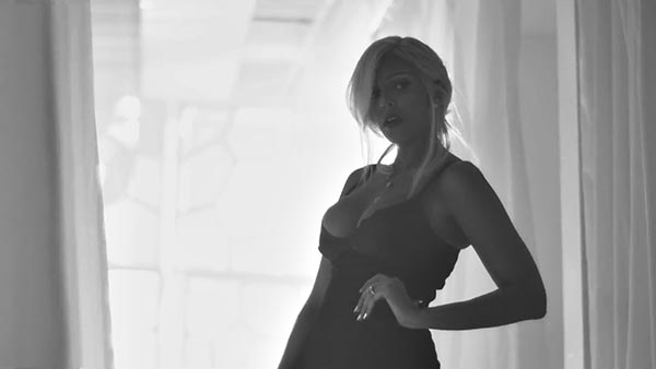 Talia Coles f/ Ko Stiggity - 